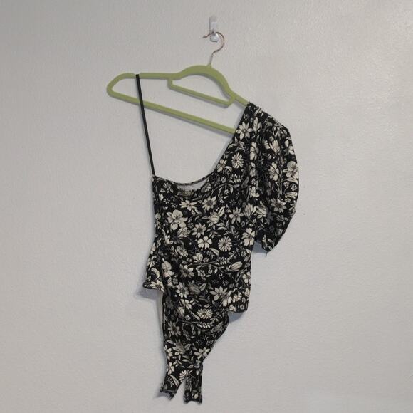 Free People Black Floral Print Somethin Bout You One Shoulder Bodysuit Sz XS NWT - Picture 2 of 16